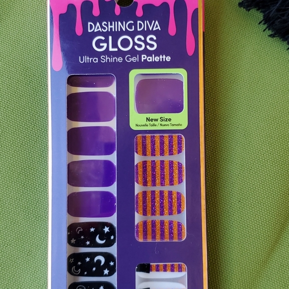 Dashing Diva Halloween Gel Nail Wraps - Picture 5 of 7